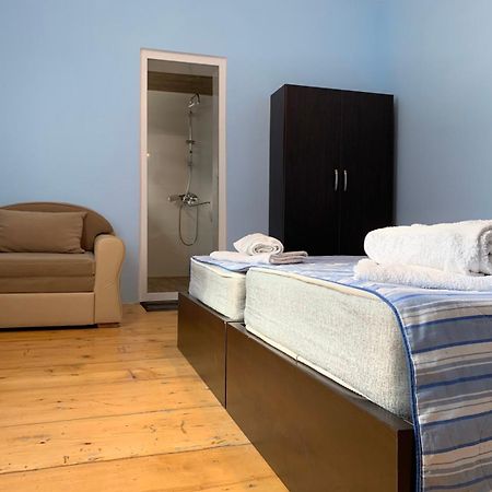 Guest House Lela Местия Екстериор снимка