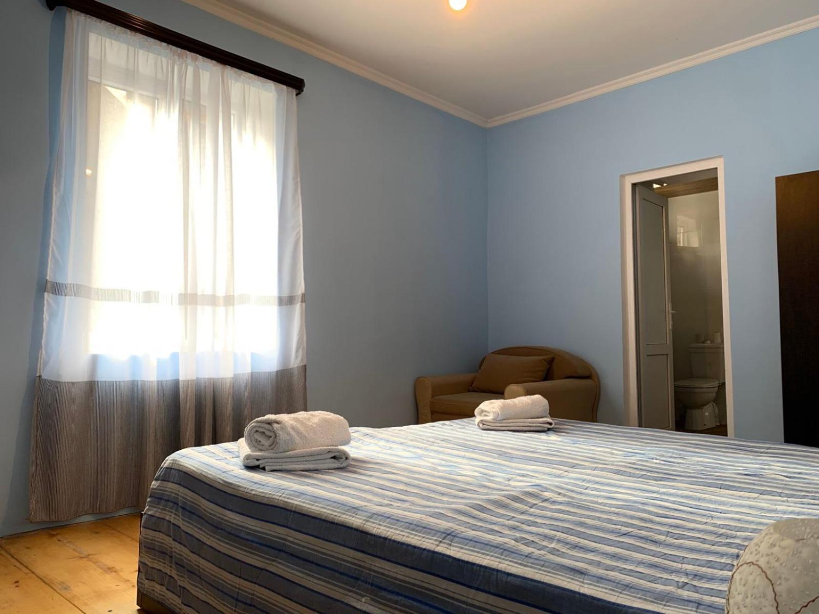 Guest House Lela Местия Екстериор снимка