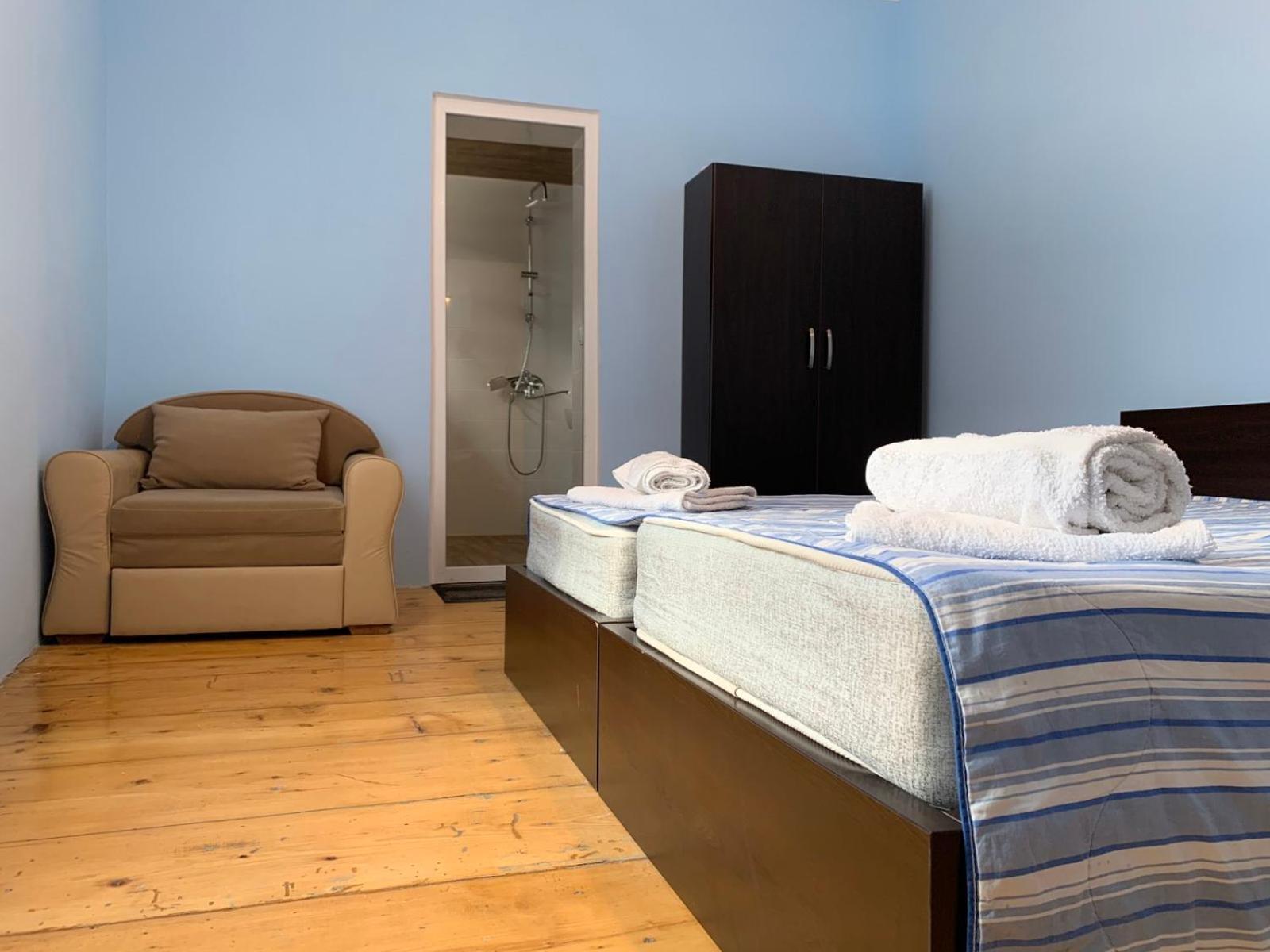 Guest House Lela Местия Екстериор снимка