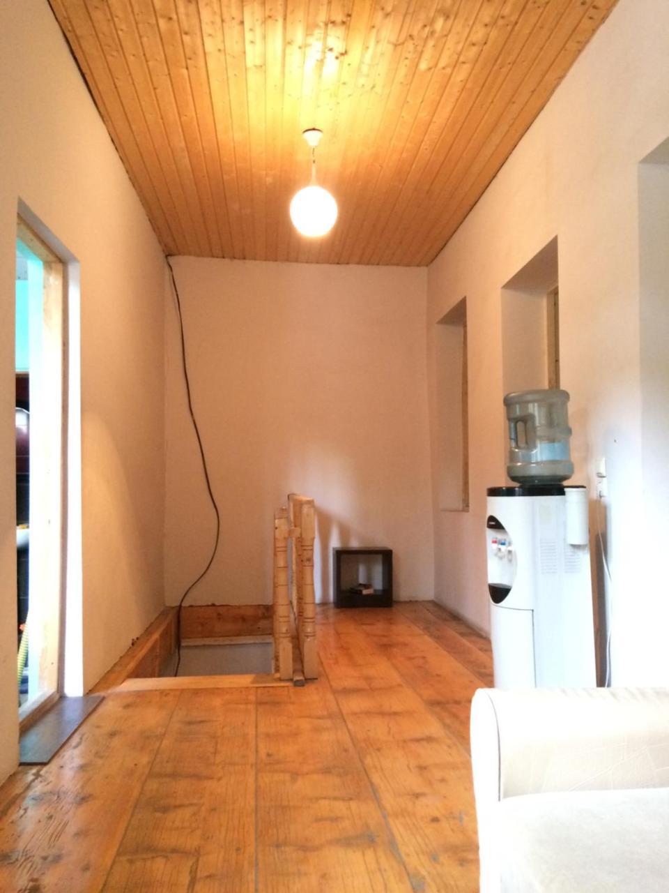 Guest House Lela Местия Екстериор снимка