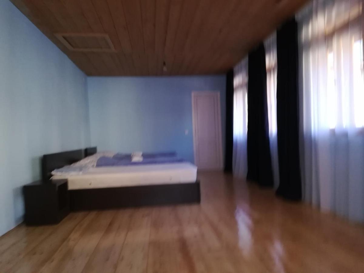 Guest House Lela Местия Екстериор снимка